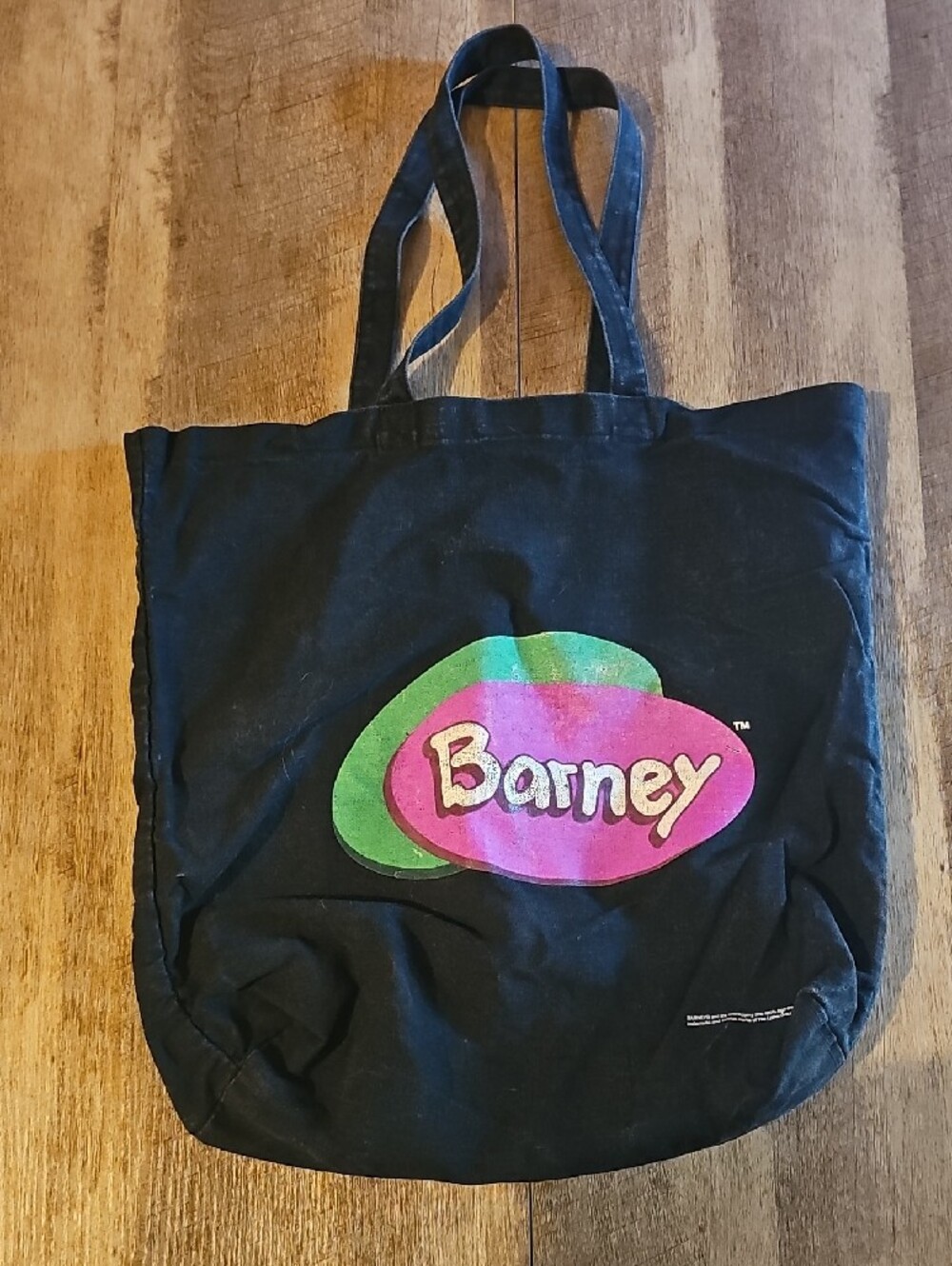 Authentic Vintage Barney "Hollywood On Location" Graphic Tote Bag. 👜💜🎬